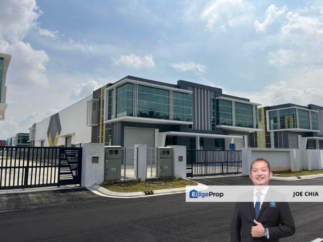 Warehouse for sale in Johor