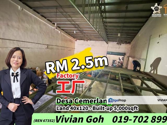 Warehouse for sale in Johor