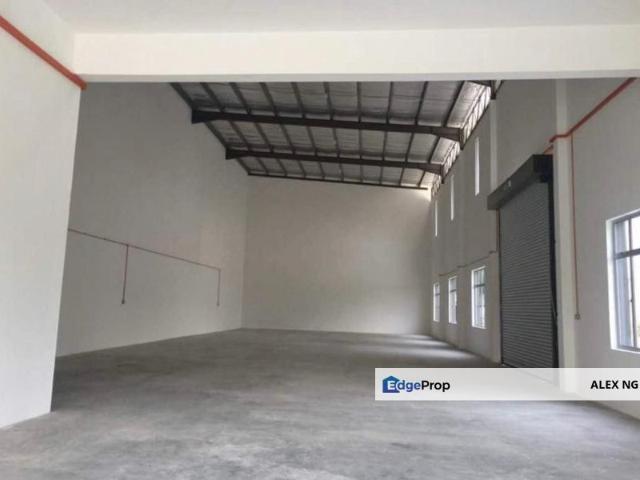Warehouse for sale in Desa Jaya, Johor Bahru