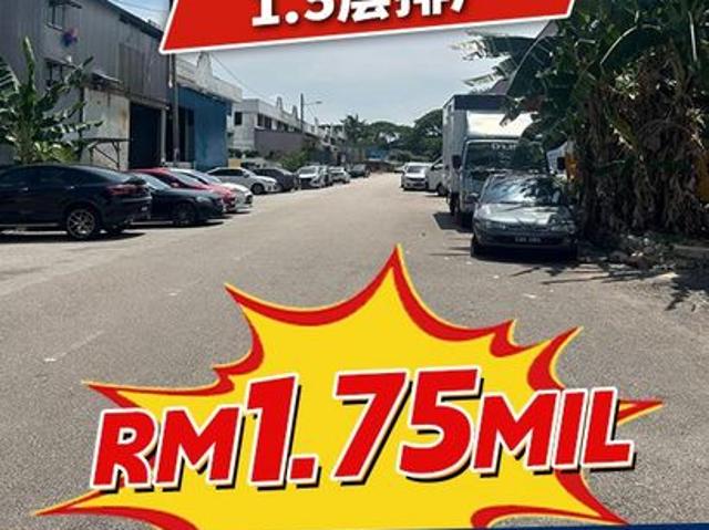 Warehouse for sale in Johor