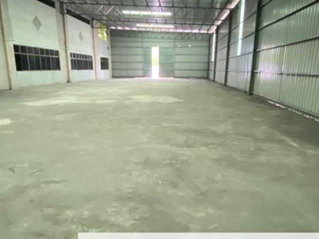 Warehouse for rent in Desa Jaya, Johor Bahru
