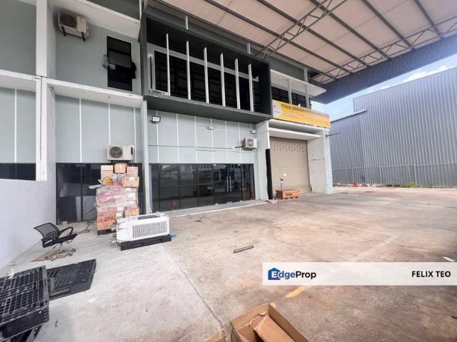 Warehouse for sale in Johor