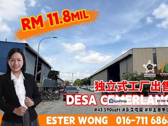 Warehouse for sale in Desa Jaya, Johor Bahru