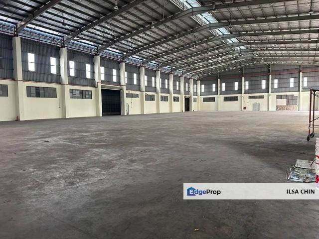 Warehouse for sale in Kediaman Kakitangan Daerah JKR Johor Bahru, Iskandar Puteri