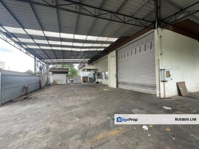 Warehouse for sale in Bukit Ledang, Johor