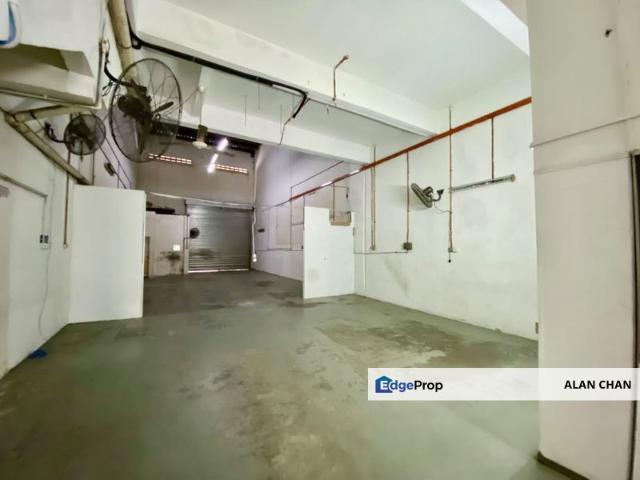 Warehouse for rent in Cheras