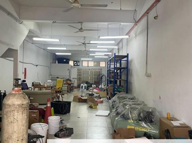 Warehouse for rent in Taman Perindustrian Ehsan Jaya, Majlis Perbandaran Selayang