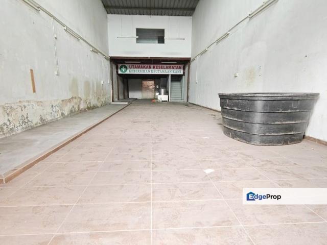 Warehouse for rent in Selayang, Selangor