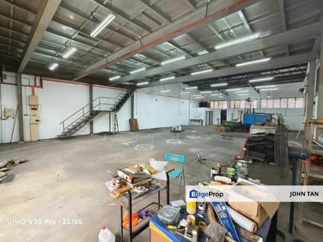 Warehouse for rent in Selayang, Selangor