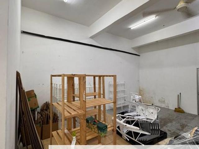 Warehouse for rent in Selayang, Selangor
