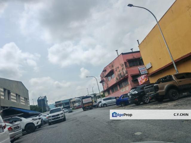 Warehouse for rent in Selayang, Selangor