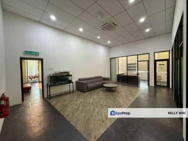 Warehouse for sale in Bukit Ledang, Johor