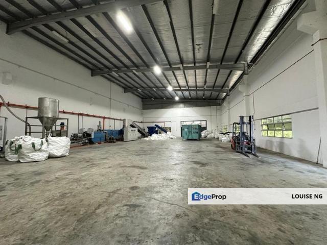 Warehouse for rent in Saujana, Selangor