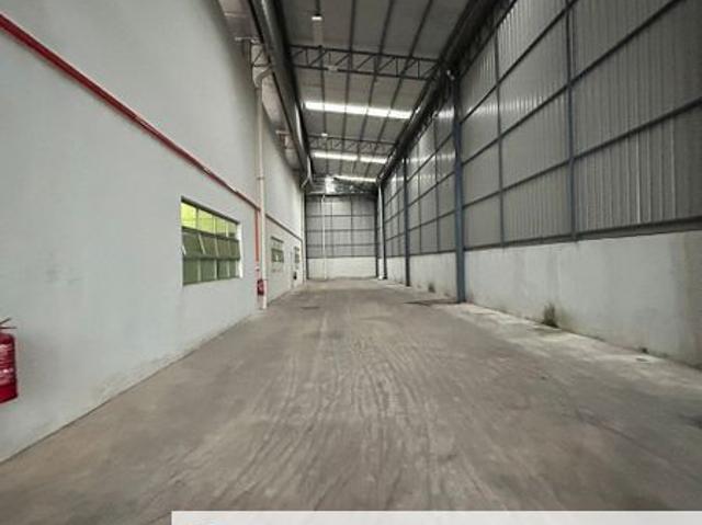 Warehouse for rent in Saujana, Selangor