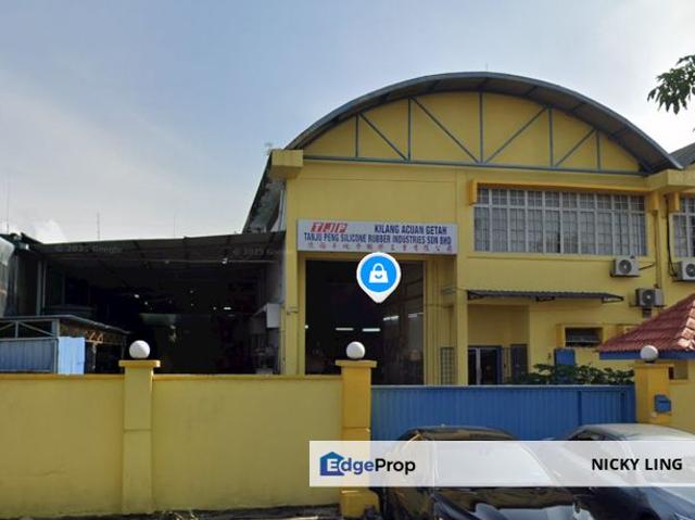 Warehouse for rent in Taman Koperasi Polis, Kampung Padang Balang