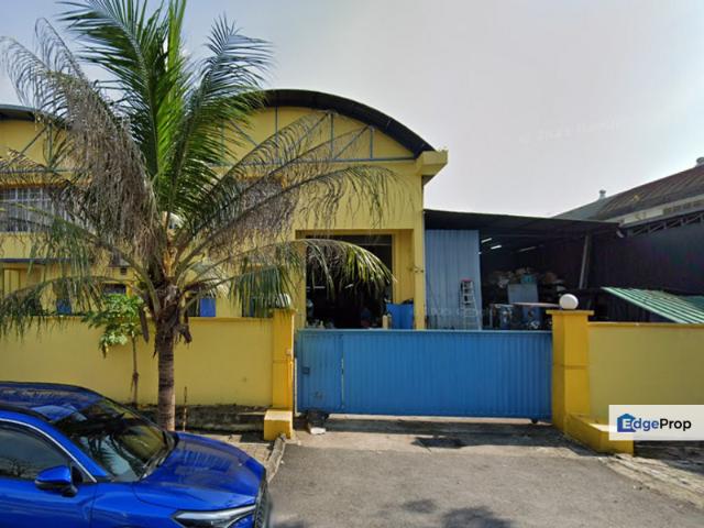 Warehouse for rent in Batu, Kuala Lumpur