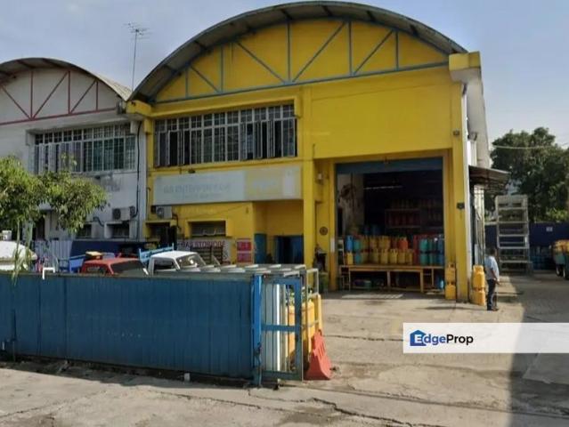 Warehouse for rent in Batu, Kuala Lumpur