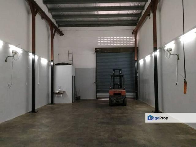 Warehouse for rent in Petaling, Damansara Damai