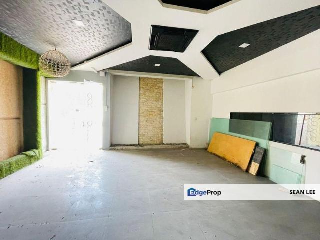 Warehouse for sale in Bukit Ledang, Johor