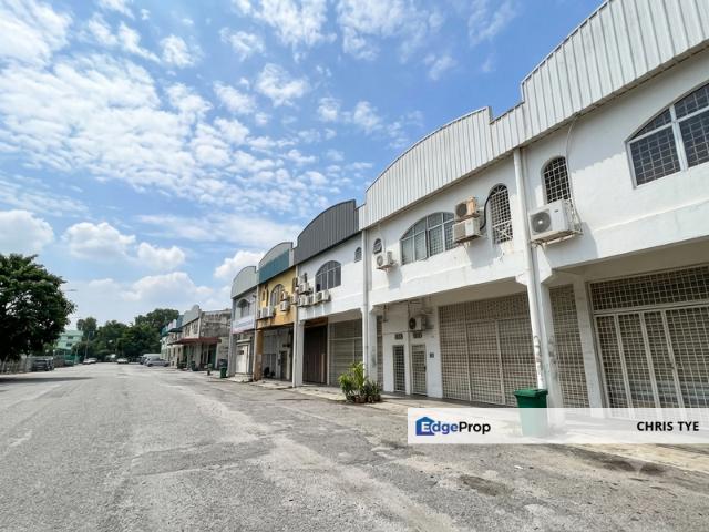 Warehouse for sale in Selayang, Selangor
