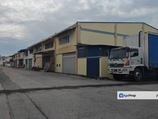 Warehouse for rent in Selayang, Selangor