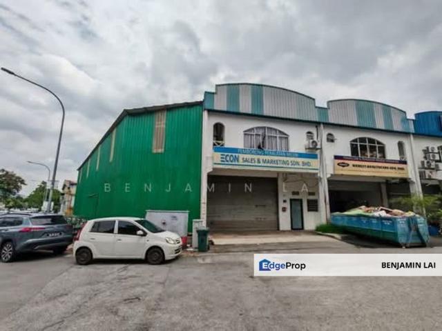 Warehouse for rent in Selayang, Selangor