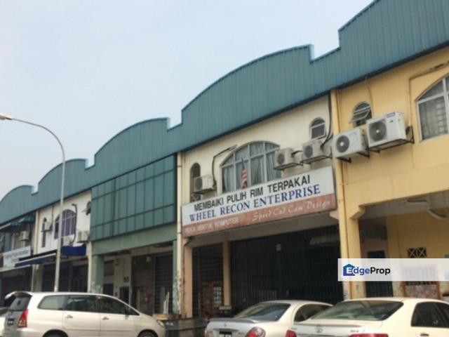Warehouse for rent in Selayang, Selangor