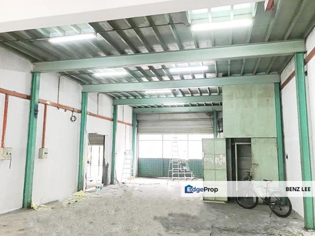 Warehouse for rent in Selayang, Selangor