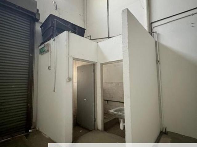 Warehouse for rent in Selayang, Selangor