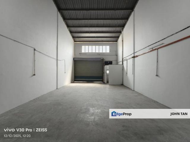 Warehouse for rent in Selayang, Selangor