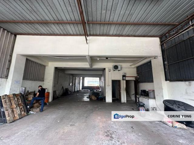 Warehouse for rent in Plentong, Johor