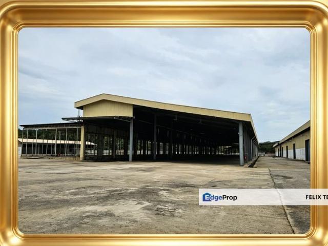 Warehouse for sale in Labis, Johor