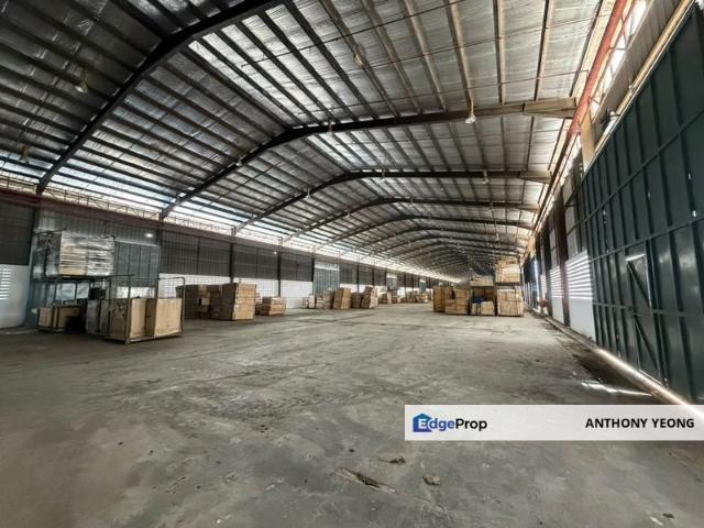 Warehouse for sale in Labis, Johor