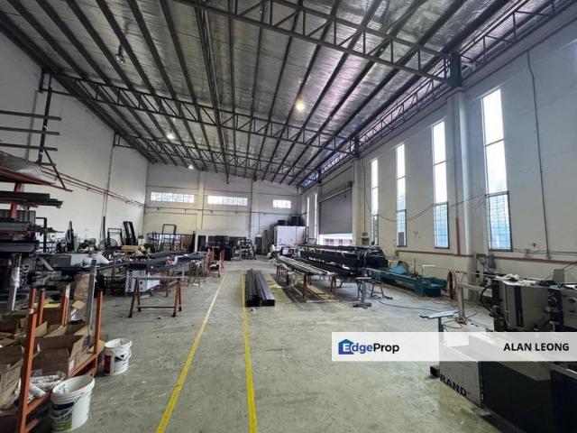Warehouse for sale in Bukit Ledang, Johor
