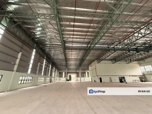 Warehouse for rent in Taman Universiti, Iskandar Puteri