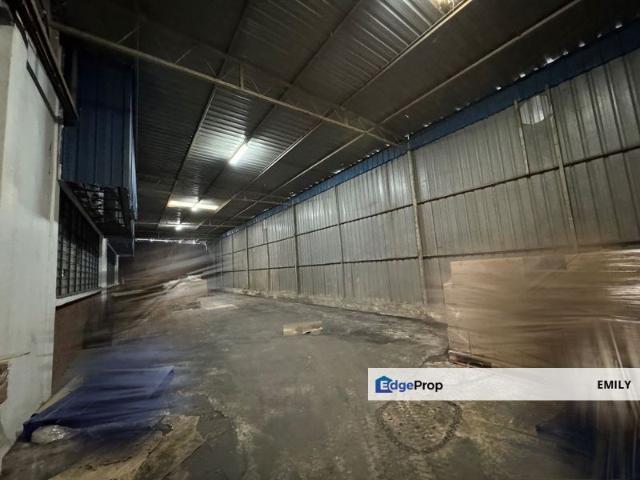 Warehouse for sale in Bukit Ledang, Johor