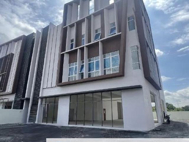 Warehouse for sale in Puchong, Majlis Bandaraya Subang Jaya