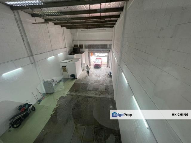 Warehouse for rent in Tanjong Sepat, Selangor