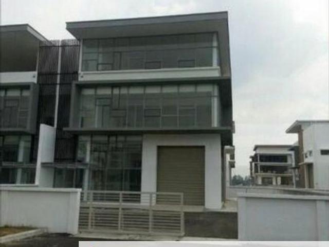 Warehouse for sale in Tanjong Sepat, Selangor