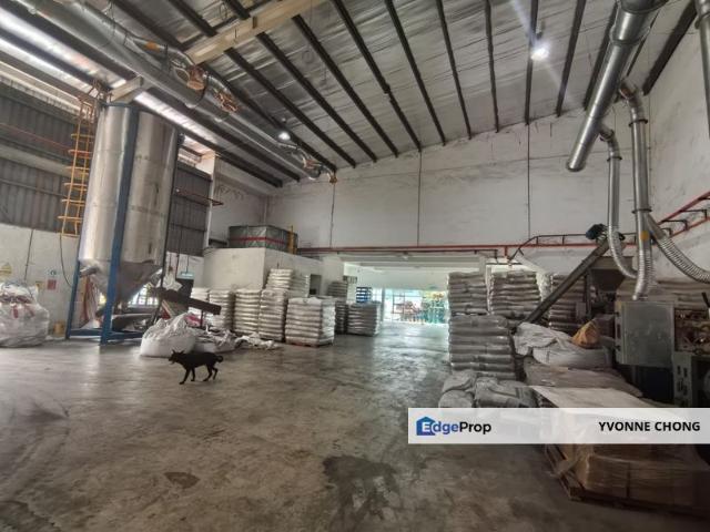 Warehouse for rent in Pekan Nanas, Johor