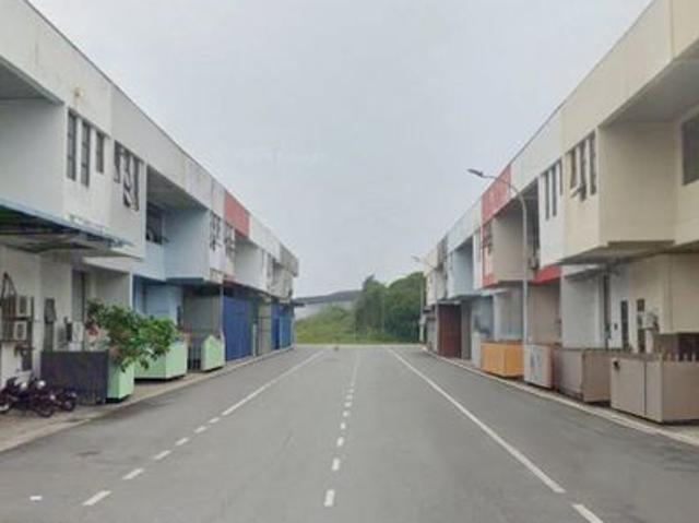 Warehouse for sale in Pekan Nanas, Johor