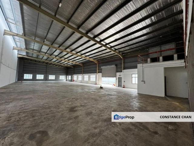 Warehouse for sale in Pekan Nanas, Johor