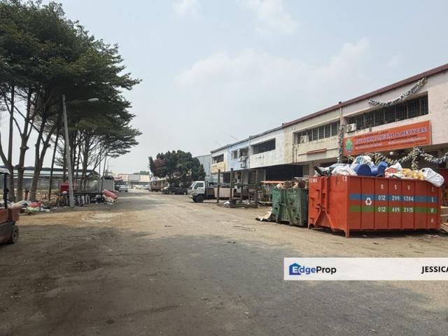 Warehouse for rent in Petaling, Subang Jaya