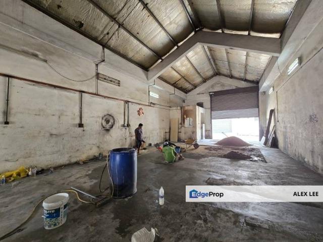 Warehouse for rent in Petaling, Subang Jaya