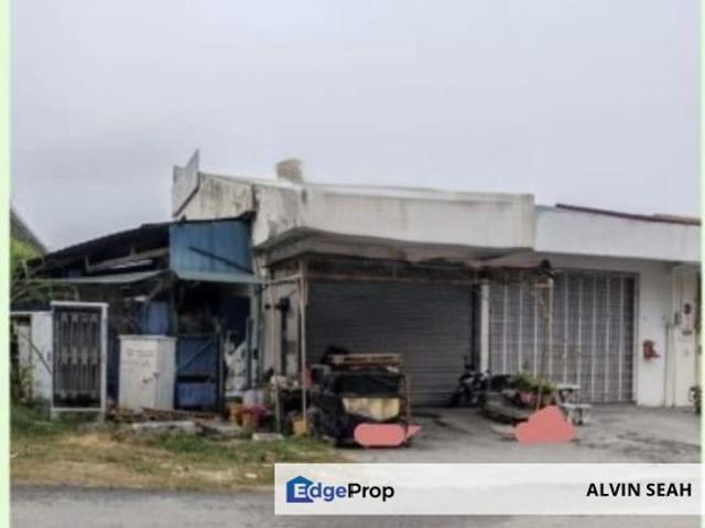 Warehouse for sale in Puchong, Majlis Bandaraya Subang Jaya