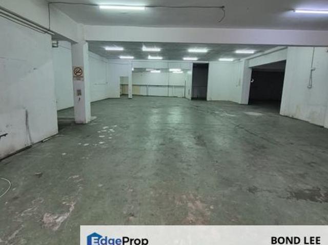 Warehouse for sale in Taman Perindustrian Puchong, Majlis Bandaraya Subang Jaya