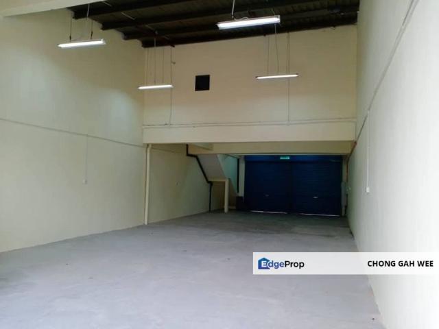 Warehouse for rent in Petaling, Subang Jaya