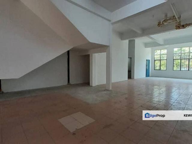 Shop for rent in Petaling, Subang Jaya