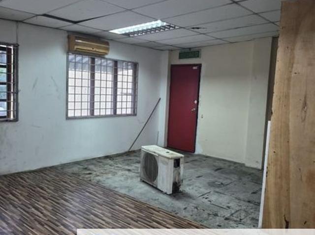Warehouse for sale in Puchong, Majlis Bandaraya Subang Jaya