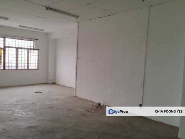 Warehouse for rent in Petaling, Subang Jaya